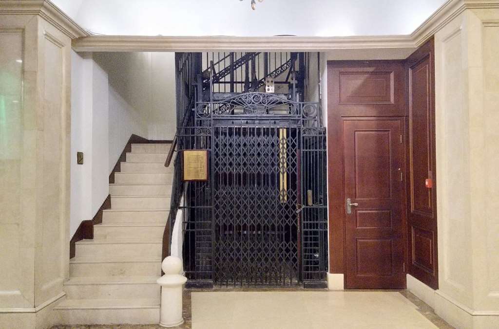 James Joyce Coffetel Tianjin First Hotel Branch Interior photo